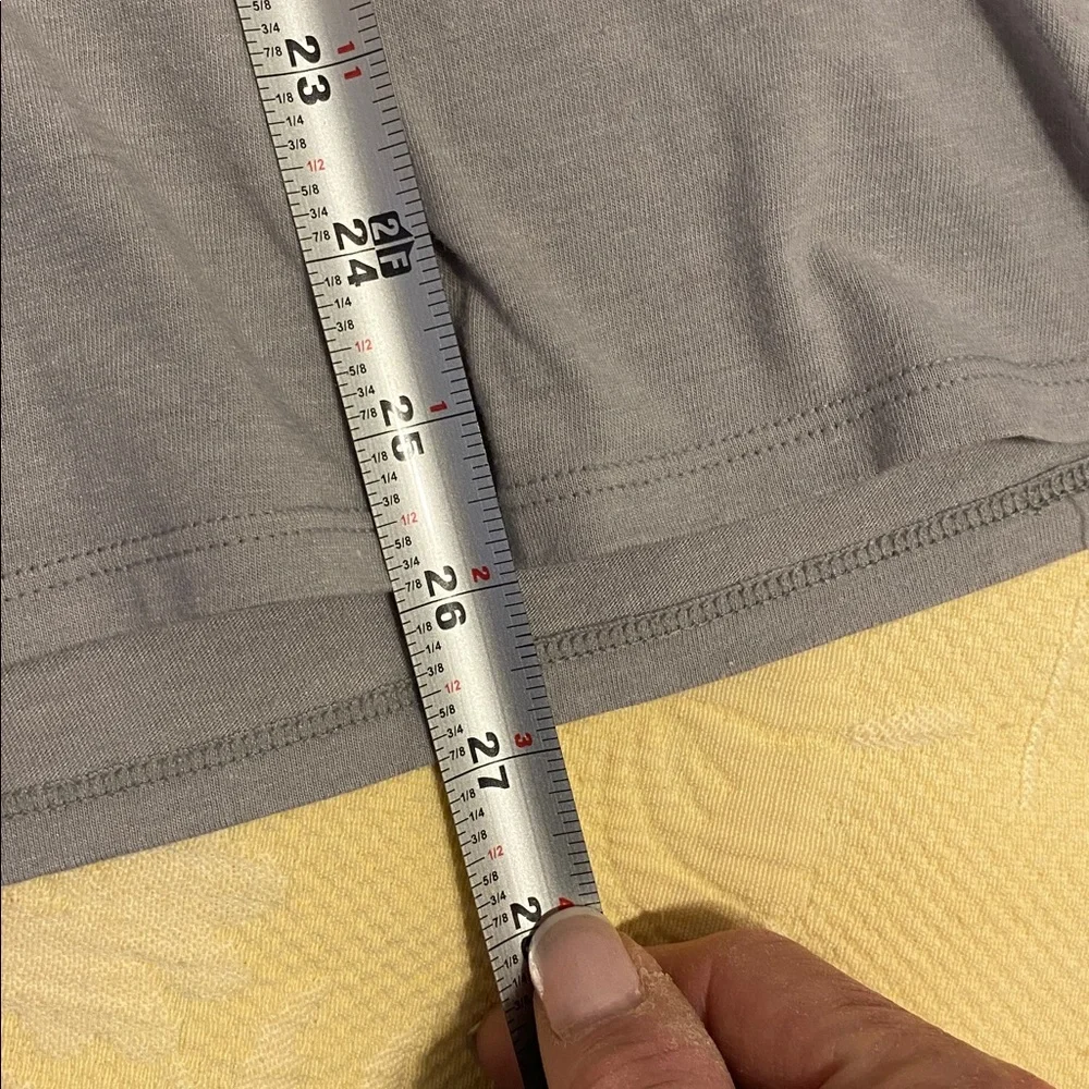 2/12 North Face Women's 'Take A Hike' V-Neck Tee — Light Gray with Black Print - Picture 6 of 6